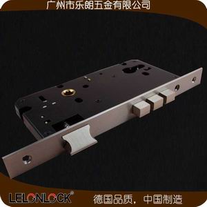 三桿鎖體防盜性強嗎?